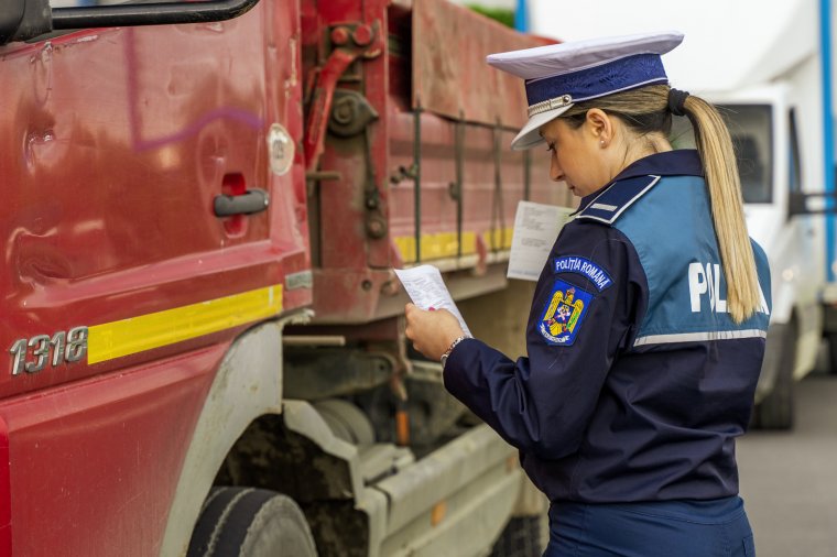 Mégis milyen büntetés jár a tachográfcselezésért? Íme, egy kamionsofőr példája