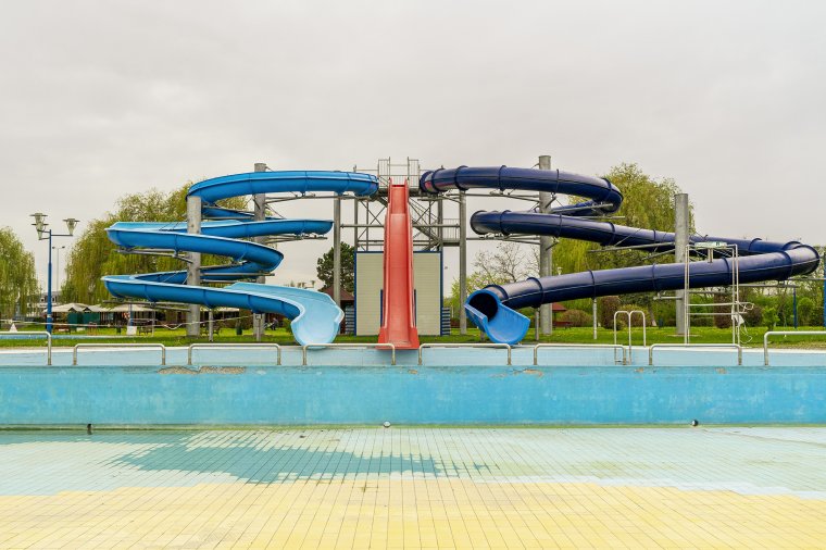 Júniusig várni kell a Víkendtelepen lévő medencék feltöltésére