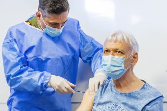 Oltásösszefoglaló: ekkora átoltottságot sikerült elérni másfél év alatt