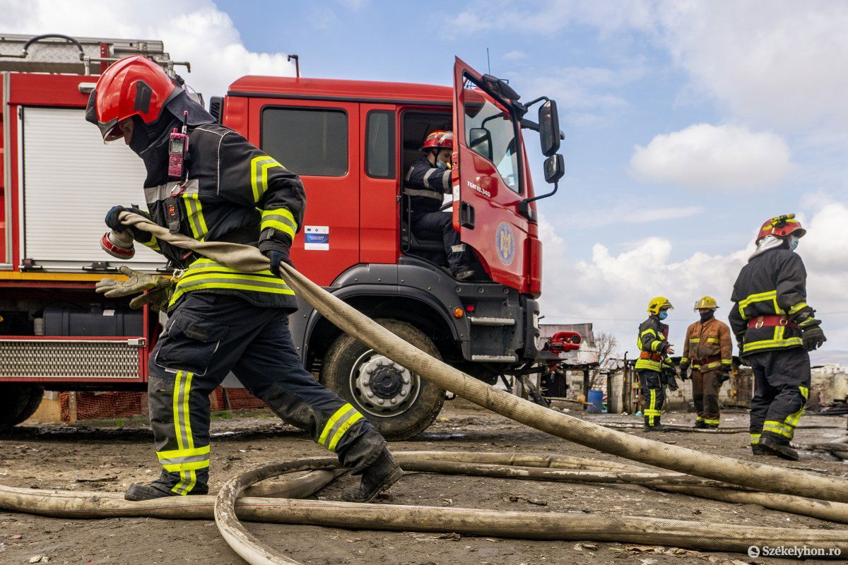 Ismét a Hidegvölgybe riasztották a tűzoltókat. Archív •  Fotó: Haáz Vince
