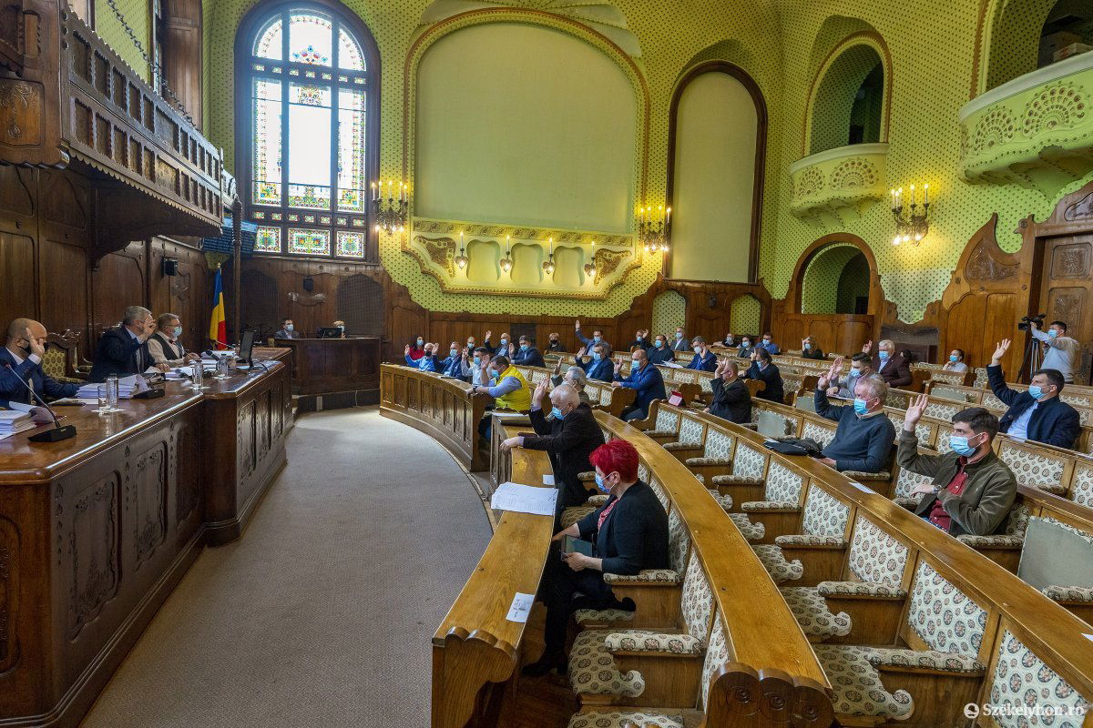 Költségvetés-kiegészítésről, útjavításokról döntött a Maros megyei önkormányzat képviselő-testülete &bullet;  Fotó: Haáz Vince