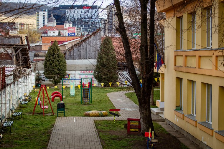 Vagy meleg vízzel mosnak kezet a gyerekek a bölcsődében, vagy fűtésük van – a kettő együtt nem működik