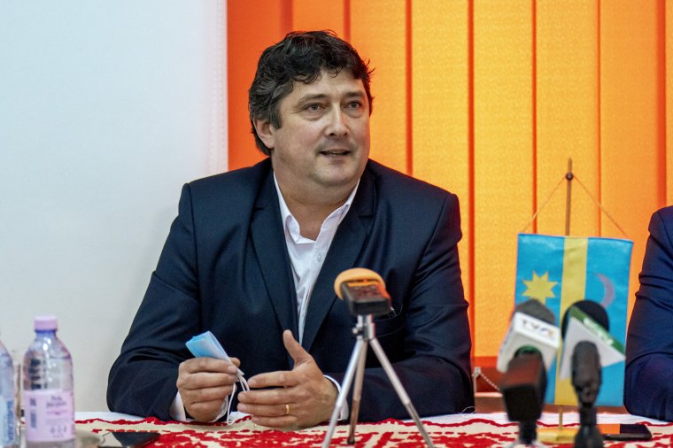 Új erdélyi magyar pártot alapítottak az RMDSZ ellenzékéből kiábrándultak