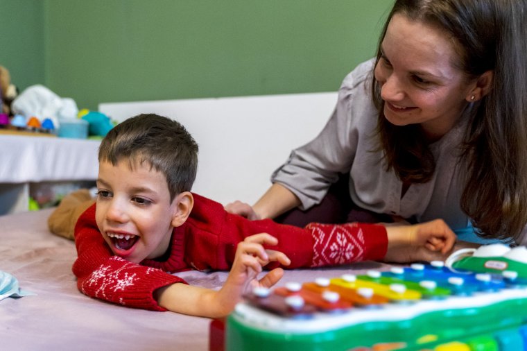 Zeneterápia a sérült gyerekek fejlesztésére