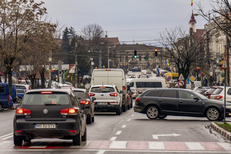 Több száz tehergépjárművet vezetnének ki Szászrégenből egy tervezett beruházással