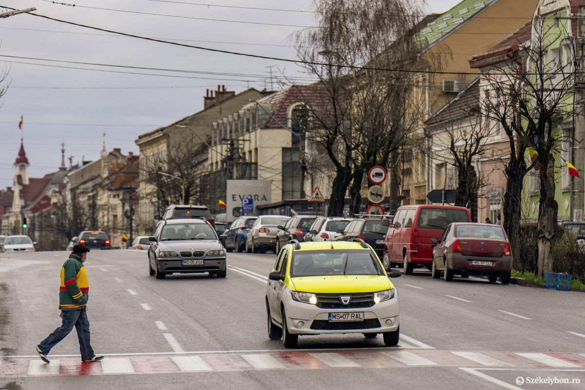 Látványos felújítási munkálatok kezdődnek a közeljövőben Szászrégenben. Képünk illusztráció •  Fotó: Haáz Vince