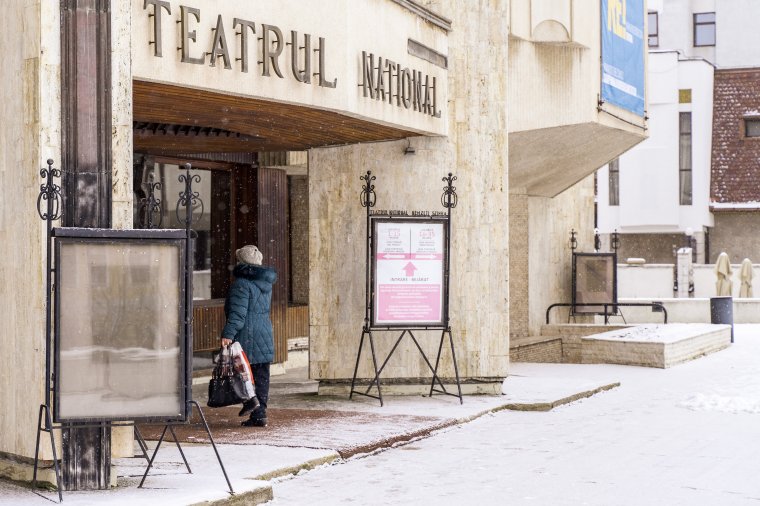 Casting a Nemzetiben: tinilány főszereplőt keres a színház