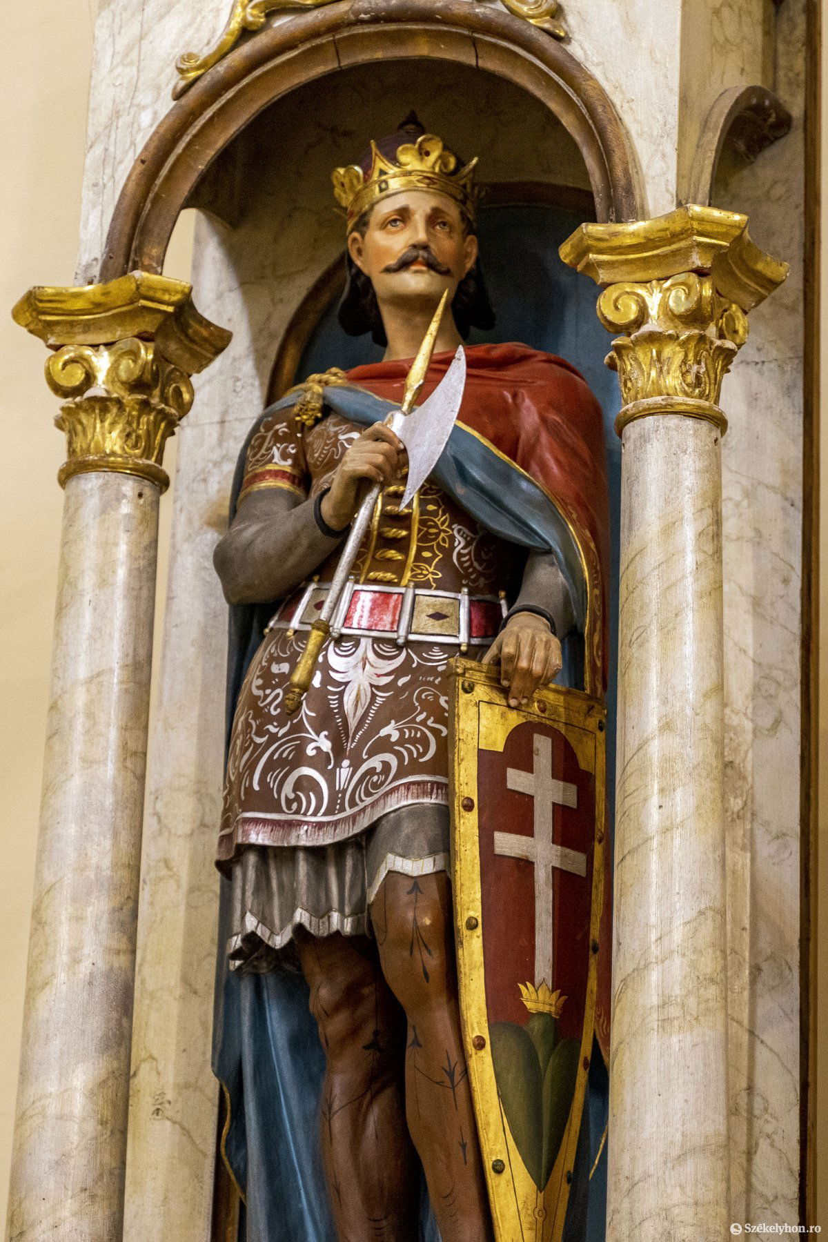 Szent László szobra •  Fotó: Haáz Vince