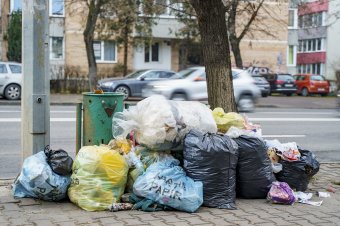 Tartsák otthonaikban a háztartási hulladékot a marosvásárhelyiek? Nincs jó válasz erre a kérdésre