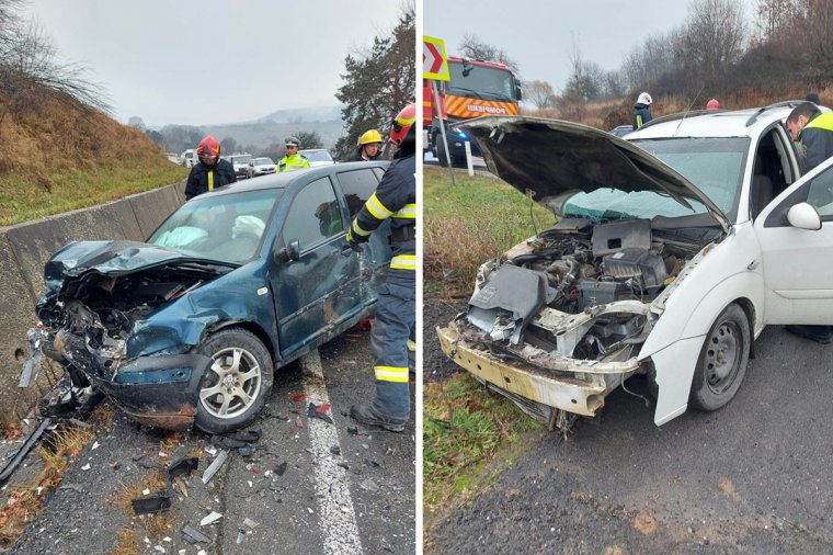 Közúti balesetek sorozata ködös, esős időjárásban