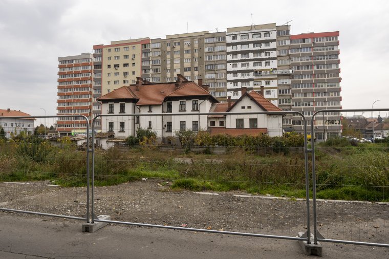 Kezdődhet a 16 szintes tömbház építése marosvásárhelyi Állomás téren
