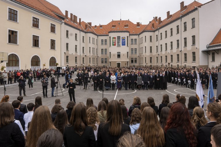„A világítótorony világít”: felavatták a Bolyai-gimnázium és a Református Kollégium felújított épületegyüttesét Vásárhelyen