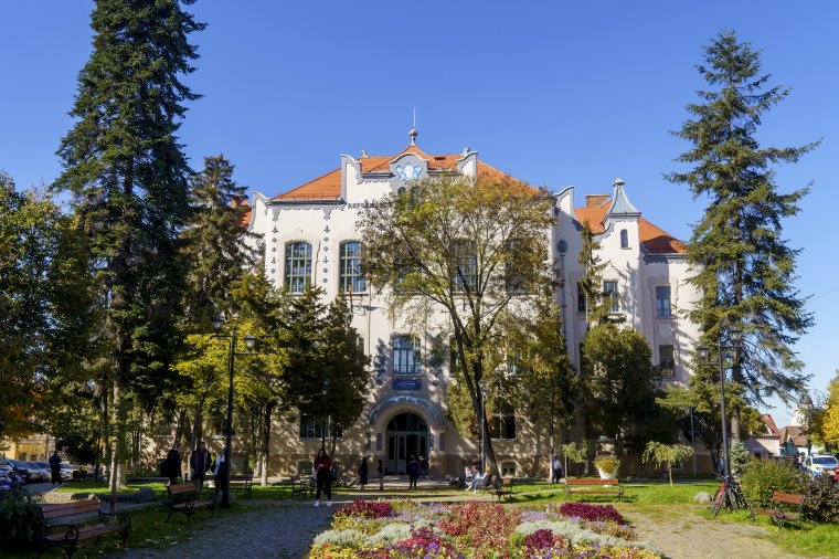 Orbán Viktor levélben köszöntötte a Marosvásárhelyi Református Kollégium felújítását ünneplő gyülekezetet