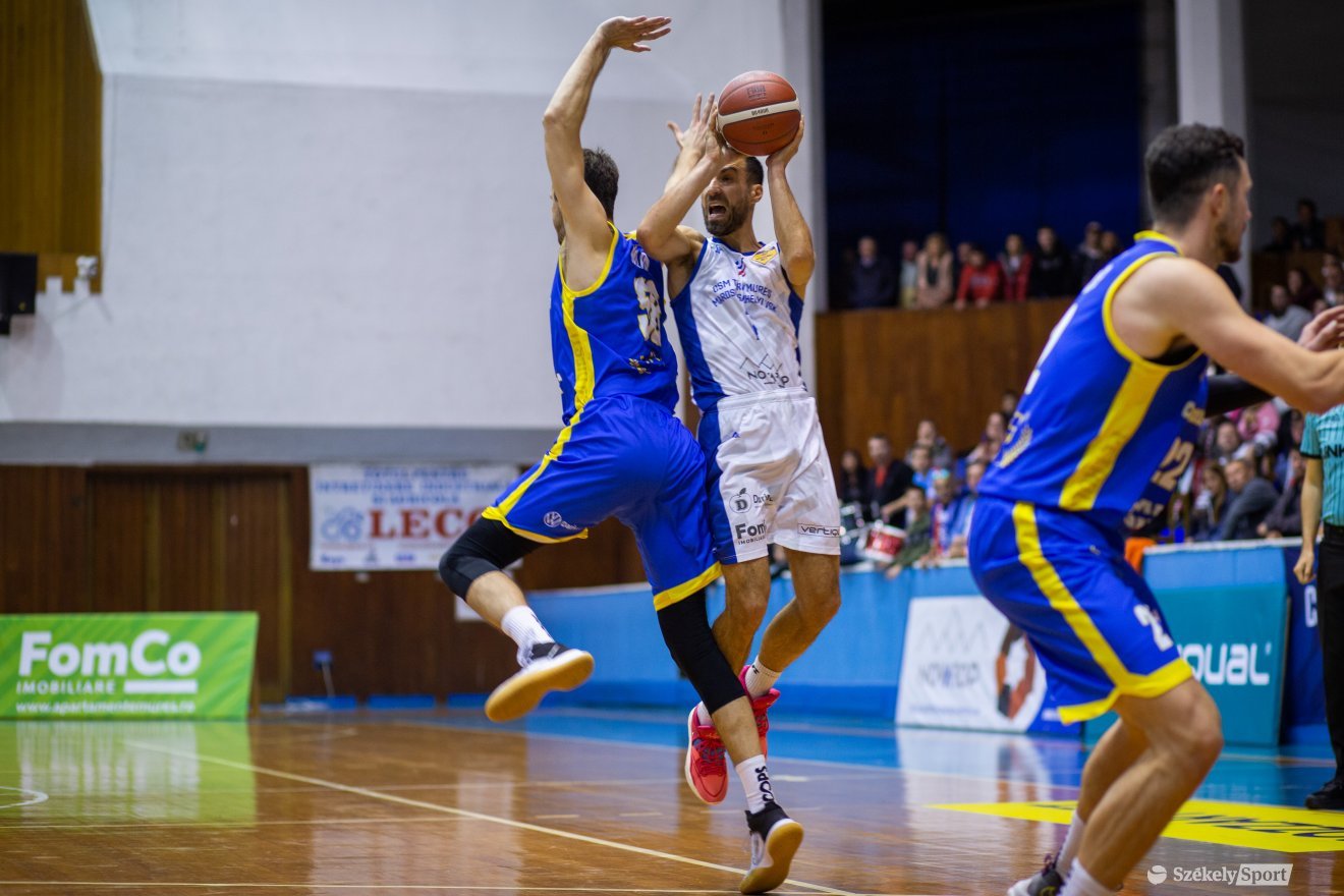 &bullet;  Fotó: Rab Zoltán