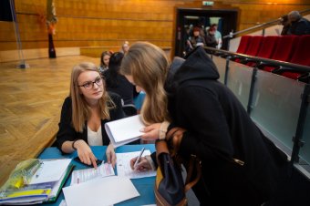 Állásbörzére várják a munkanélkülieket Sepsiszentgyörgyön