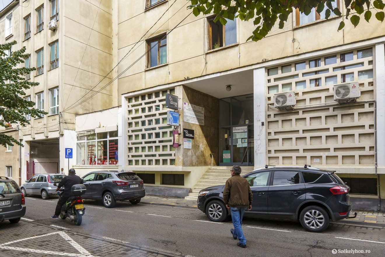 A marosvásárhelyi Ifjúság utcai ingatlan a Maros megyei tanács tulajdonába kerül hamarosan •  Fotó: Haáz Vince