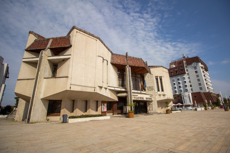 Gáspárik Attila a kulturális államtitkárnak is nekiment, lejárató kampányt kiált