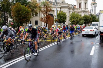 Forgalomkorlátozás: a kerékpárosok begurulnak Vásárhelyre, de a támogatásuk elgurult