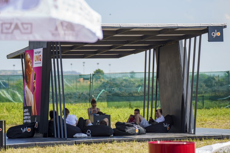Elstartolt a VIBE Fesztivál, csaknem száz fellépővel várják a fiatalokat