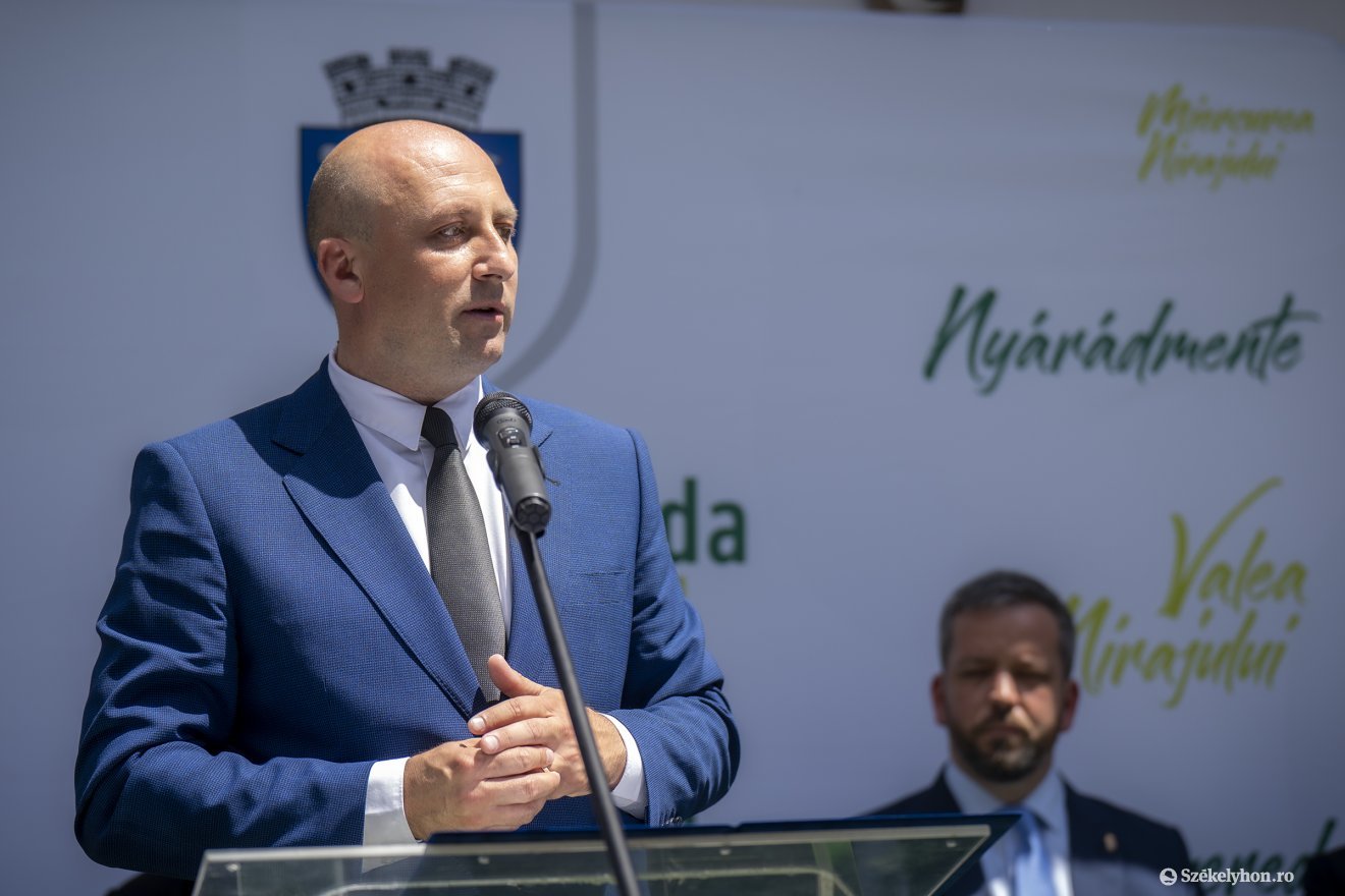 Tóth Sándor nyárádszeredai polgármester •  Fotó: Haáz Vince