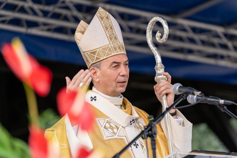 Legyen bátorságunk, legyen örömünk! Beszélgetés az idei csíksomlyói búcsú szónokával