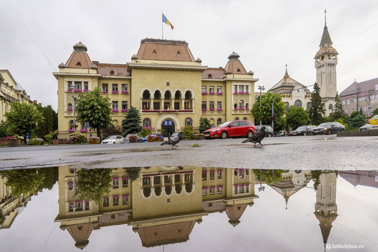 A marosvásárhelyi városháza •  Fotó: Haáz Vince