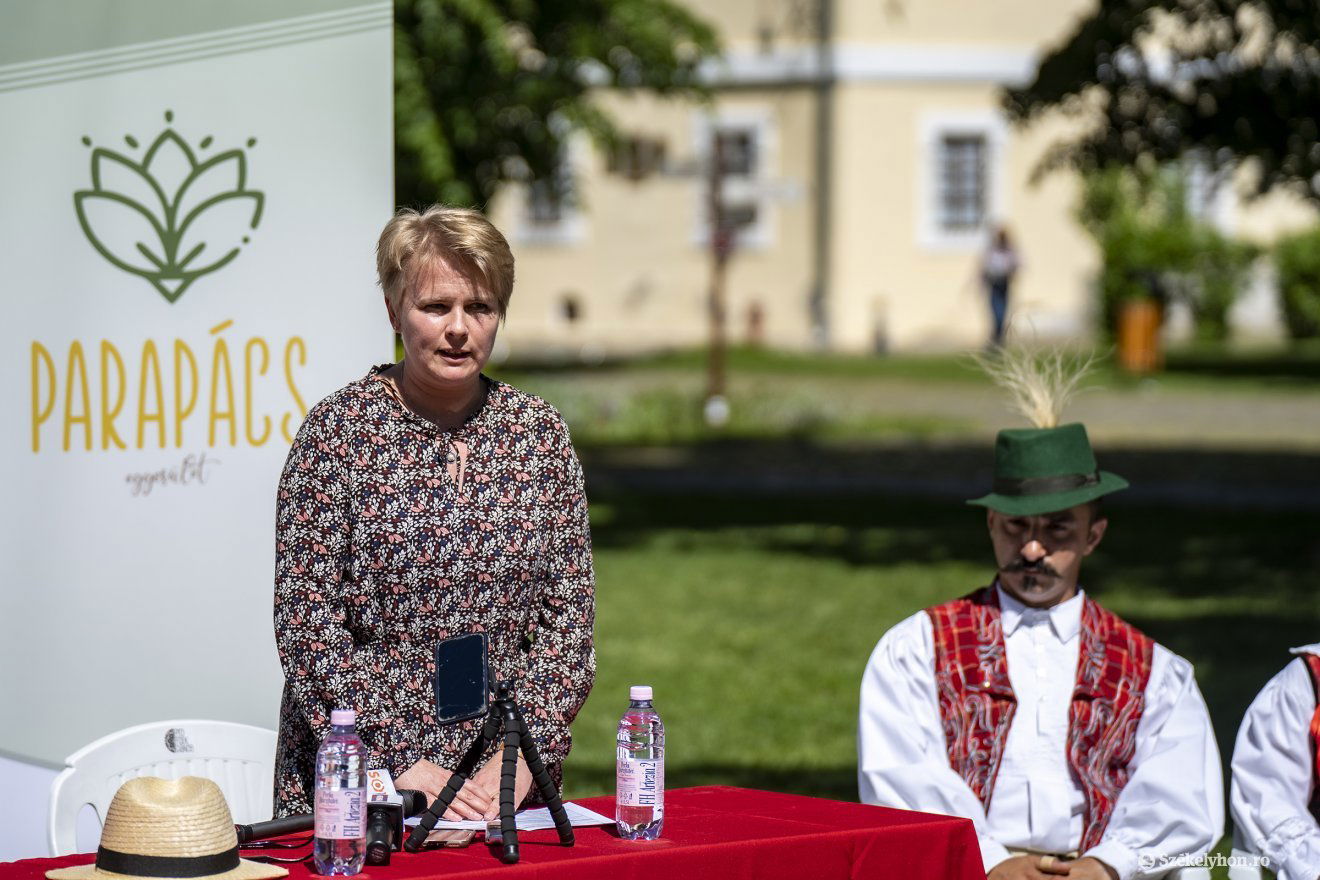 Szentgyörgyi Andrea elmondása szerint hétszáz gyermek fog táncolni a várban •  Fotó: Haáz Vince