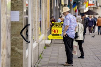 Eltolódva jelentkeznek majd a megszorítások hatásai