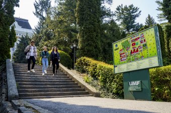 Próbafelvételit tartanak az orvosi és gyógyszerészeti szakokra jelentkezőknek