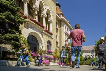 Nyilvános vitára hívják a marosvásárhelyieket