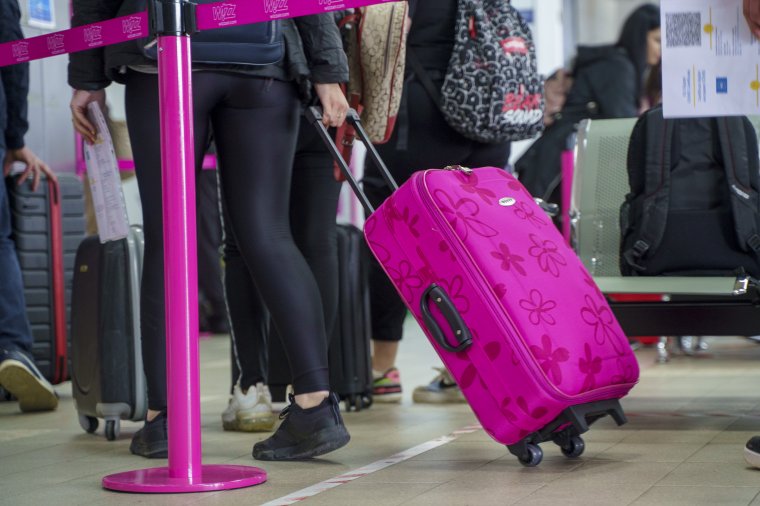 Négy kiló ékszert próbált behozni Törökországból két nő, de amit a bőrönddel csináltak, egyértelműen lebuktatta őket