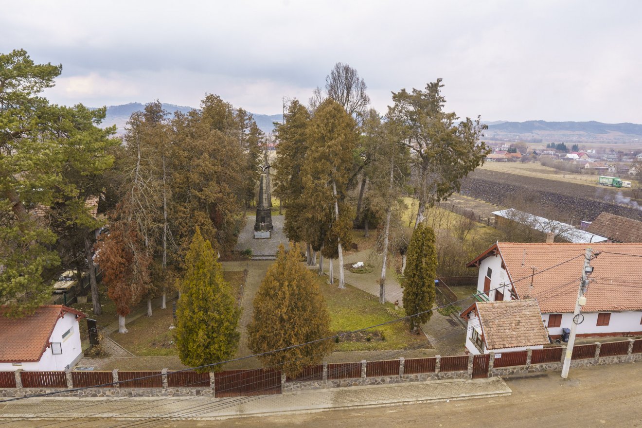 Az épületek, de a tér is megújul • Fotó: Haáz Vince