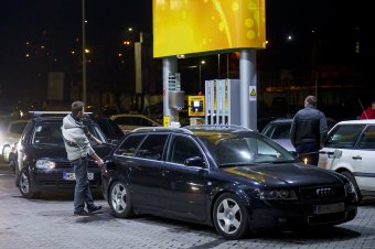 Nincs megállás? Helyenként már nálunk is 8 lej fölött egy liter gázolaj