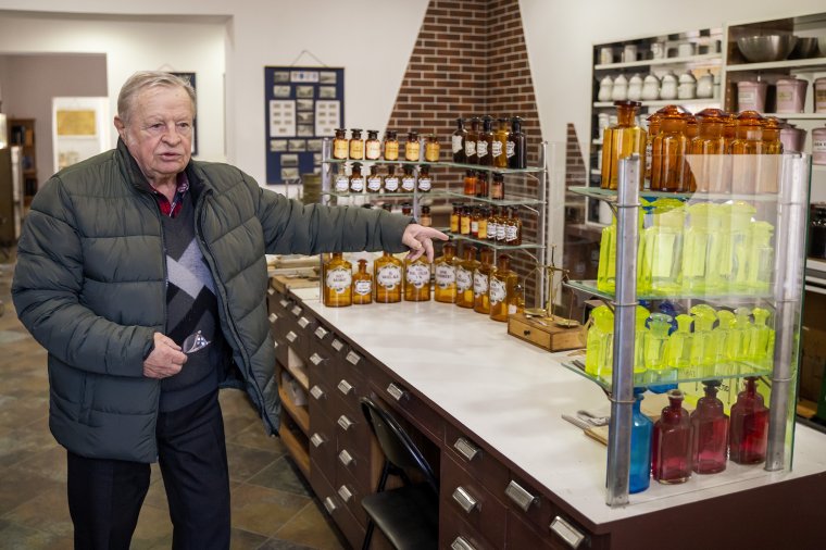 Amikor még pilulákkal gyógyítottak: patikák múltja