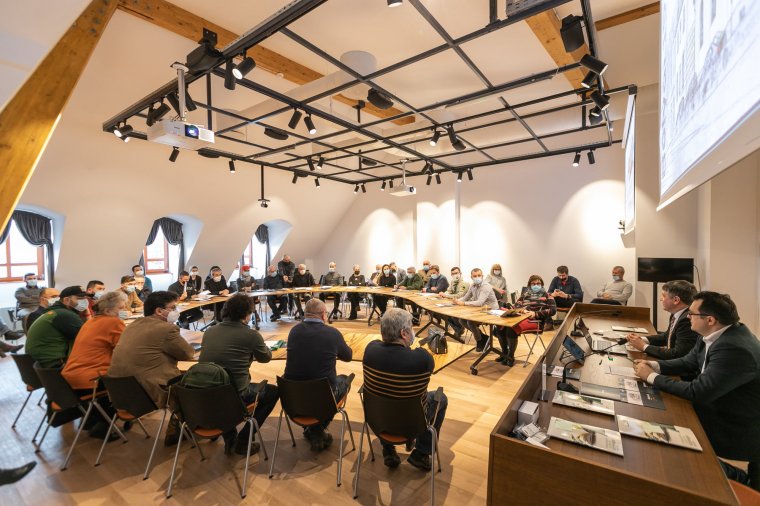 Beköltöztek a civil szervezetek a Studium HUB-ba