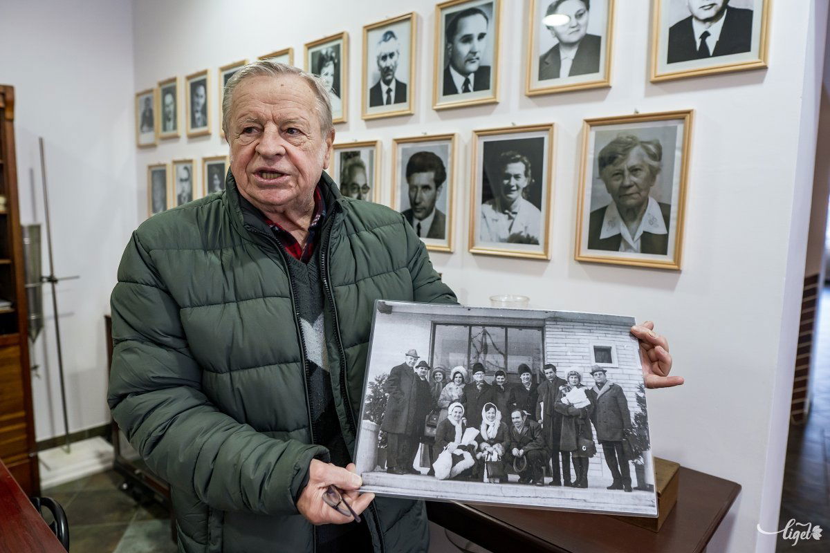 A korabeli fotó az egyetemen készült •  Fotó: Haáz Vince