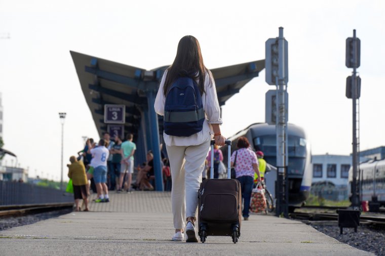 Újabb fizető utas „ül fel” a jó ideje csak papíron veszteglő kolozsvári HÉV-re