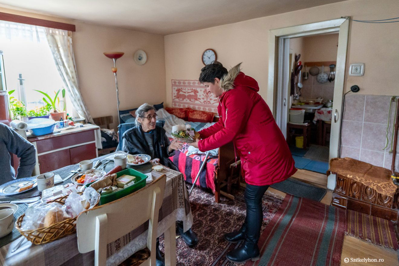 Mindenhol örvendtek az adventi dísznek •  Fotó: Haáz Vince