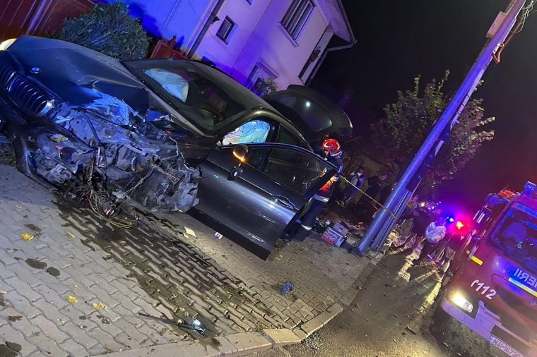 Autós üldözés: két lövést is leadtak a rendőrök, mégsem állt meg a sofőr