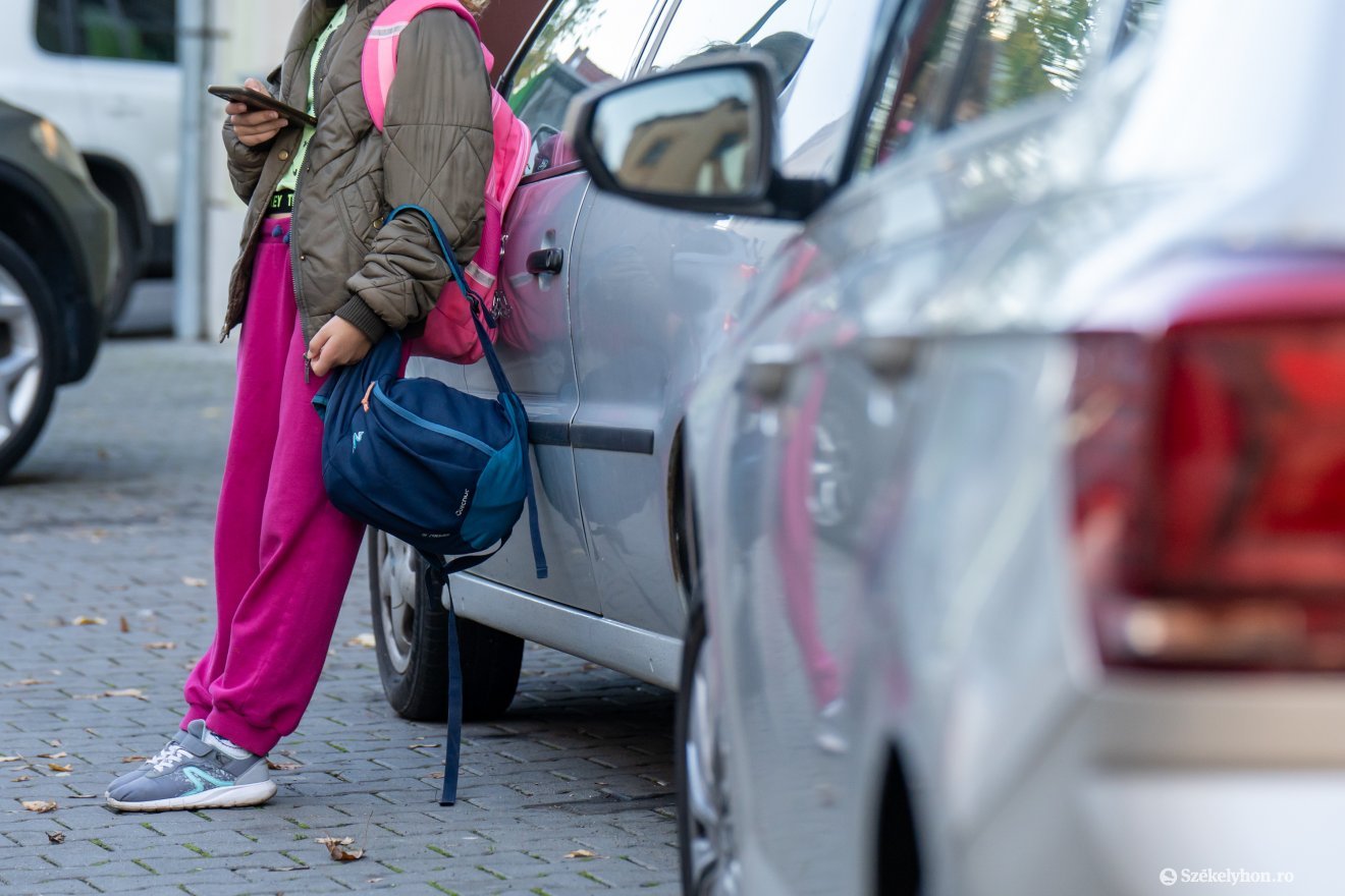 Az oktatási törvény szerint kétféleképpen lehet igazolni a diák iskolai hiányzását: szülői igazolással vagy orvosi igazolással •  Fotó: Haáz Vince