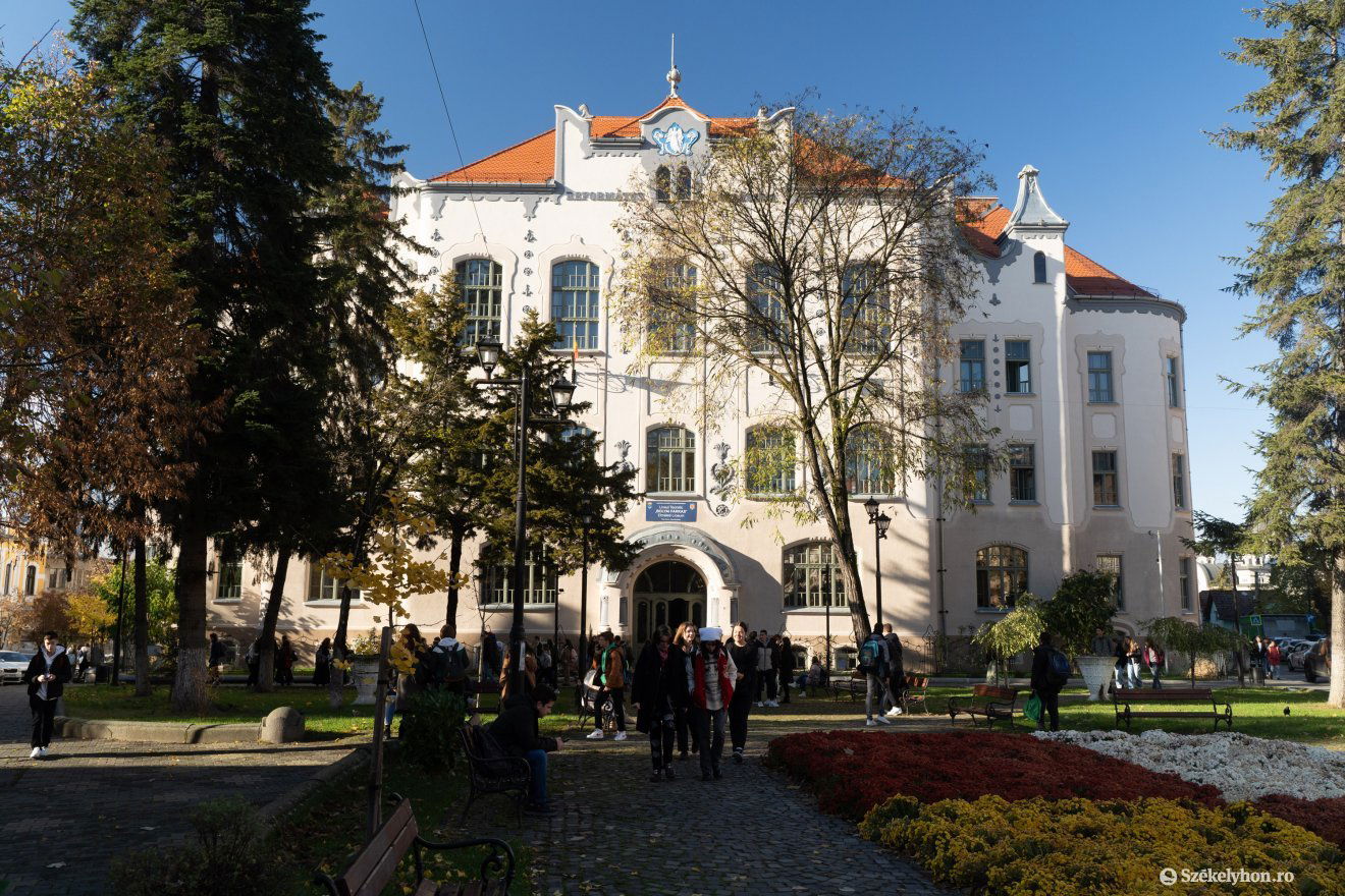 Ettől a tanévtől kísérleti iskola címet is visel a Bolyai •  Fotó: Haáz Vince