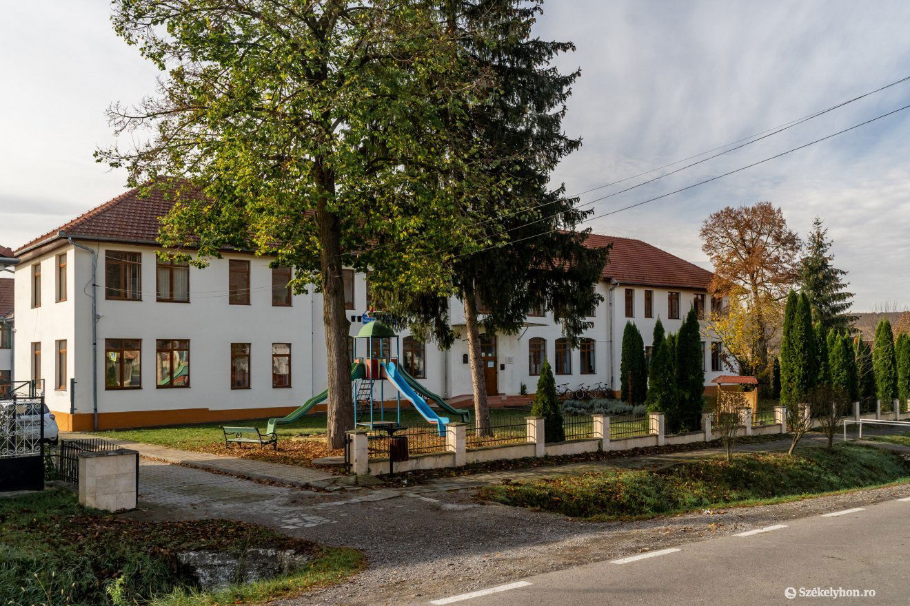 Az elmúlt években a napközis csoportban soha nem volt legalább tíz, hasonló korú gyermek, hogy előkészítő osztályt lehessen indítani román nyelven •  Fotó: Haáz Vince