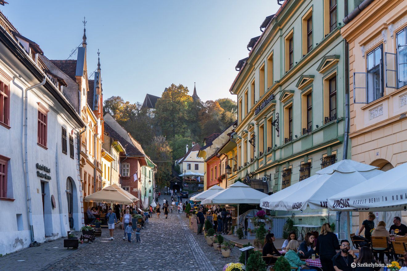 Ha nincs dolgunk a városban, de Segesvár környékére esik az úvonalunk, kikerülhetjük a várost a jövőben •  Fotó: Haáz Vince