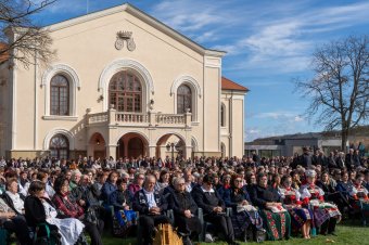 Régi pompájában tündököl a bonyhai Bethlen-kastély
