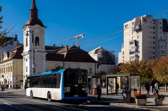 Drasztikusan vissza kell fogni a nagy tehergépkocsik és autóbuszok szén-dioxid-kibocsátását