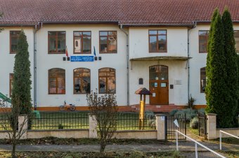 Román osztályt akarnak az önkormányzati képviselők, a szülők azonban nem igénylik ezt