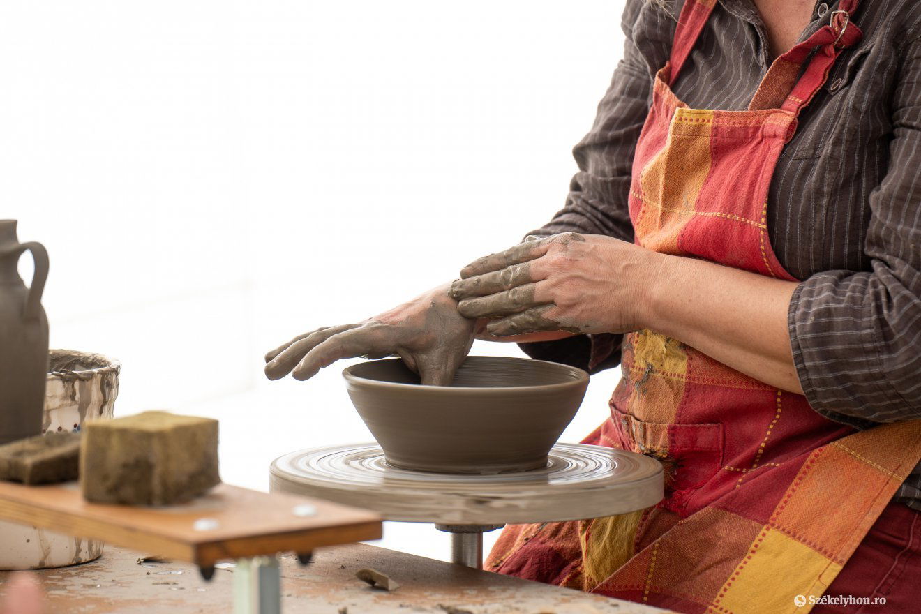 Élő Népművészet