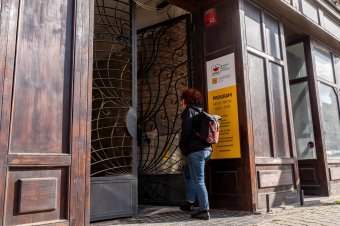 Honosítás: az EMNT demokrácia-központjainak sorsára jutott az RMDSZ alapítványa