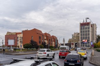 Plázát vásárolt az egyetem, a vételár nem nyilvános