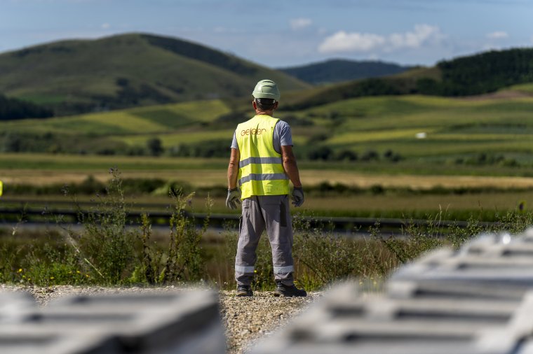 Ezt is megértük: épülhet a Gyergyóditrót érintő autópálya-szakasz